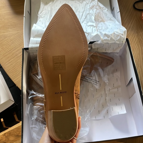 Dolce Vita boots - Picture 3 of 3